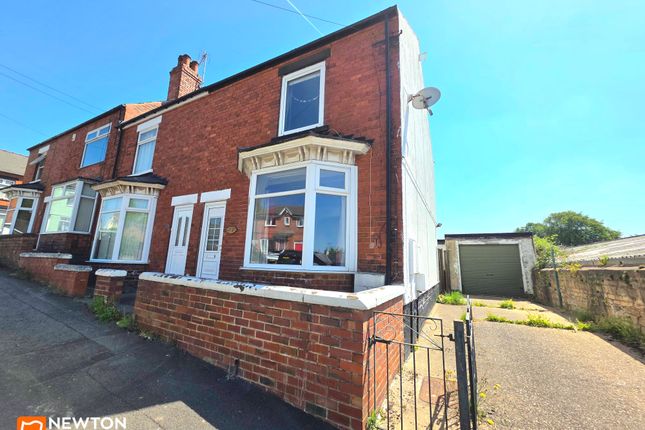 Pheasant Hill, Mansfield, NG19 3 bed end of terrace house for sale