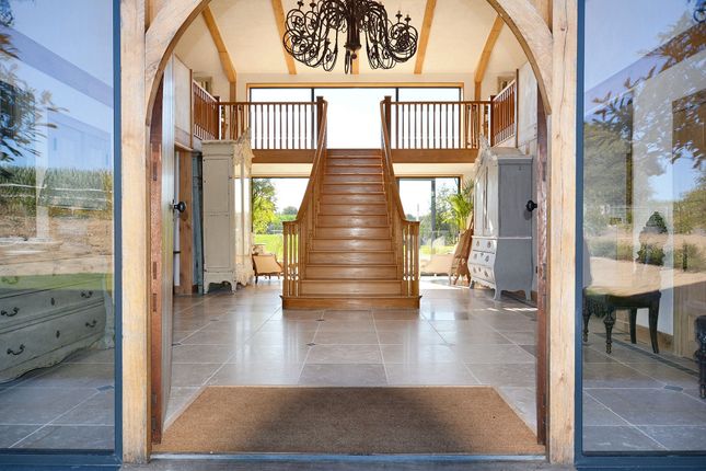 Newlands Road, Ashford TN27 8 bed barn conversion for sale