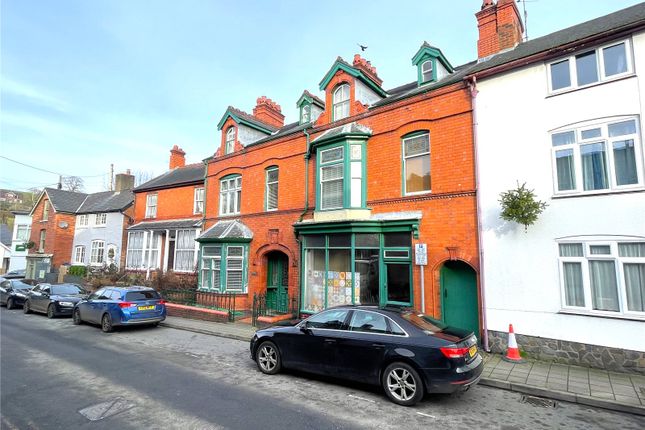 Bridge Street, Llanfair Caereinion... 5 bed semi