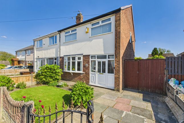 Edinburgh Drive, Wigan, WN5 3 bed semi