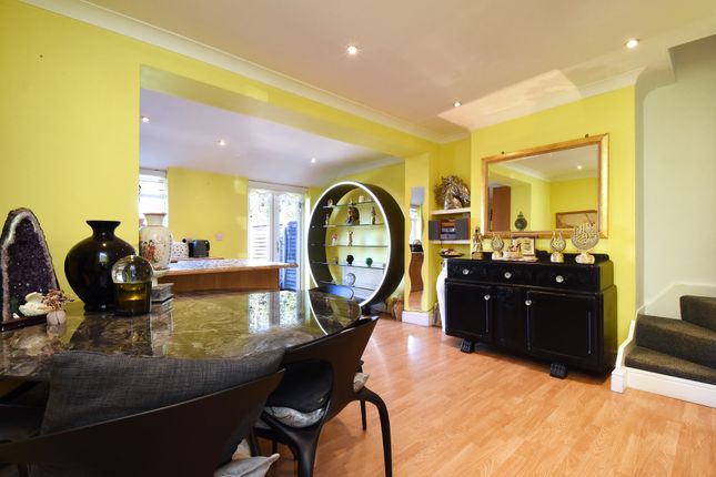 4 bed semi-detached house