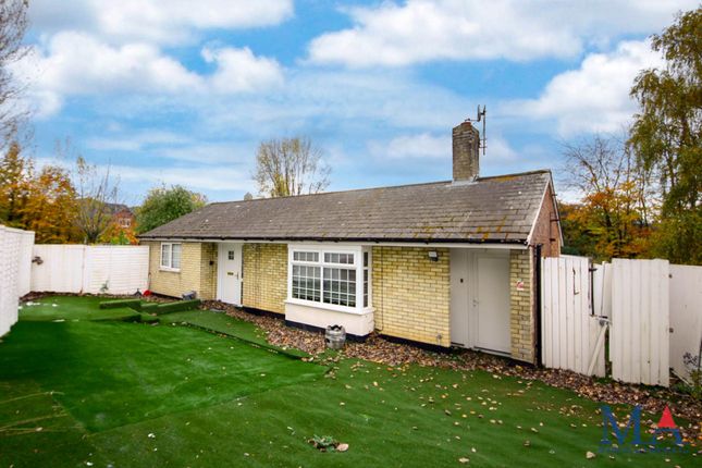 Queensway, Shenley 2 bed detached bungalow for sale