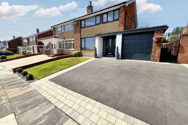 Harris Drive, Unsworth. Bury. BL9 8PS 3 bed semi