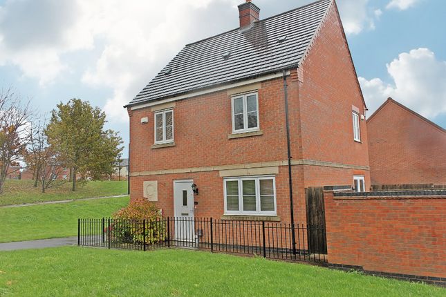 Lawnhurst Way, Birstall, Leicester 3 bed detached house for sale