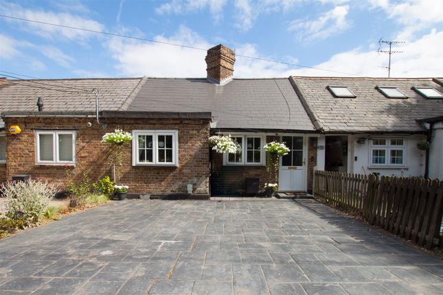 Ongar Road, Kelvedon Hatch, Brentwood 2 bed terraced house for sale