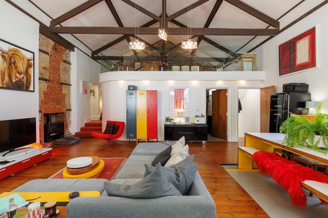 2 bedroom property for sale