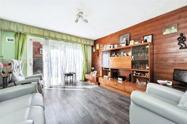 Churchill Walk, London, E9 2 bed house for sale