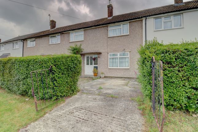 Southfield Road, Buckinghamshire HP27 3 bed terraced house for sale