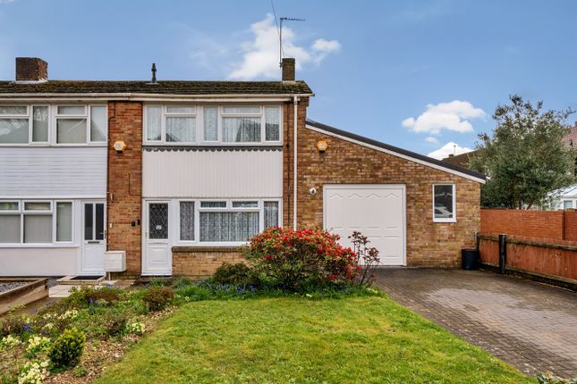 3 bed end terrace house