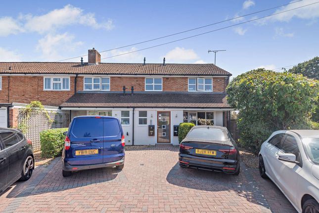 Pennfields, Ruscombe RG10 1 bed flat for sale