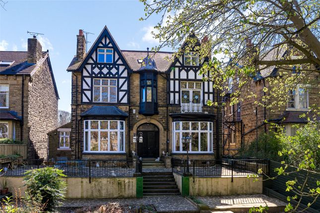 Wetherby Road, Leeds, West Yorkshire 9 bed detached house for sale