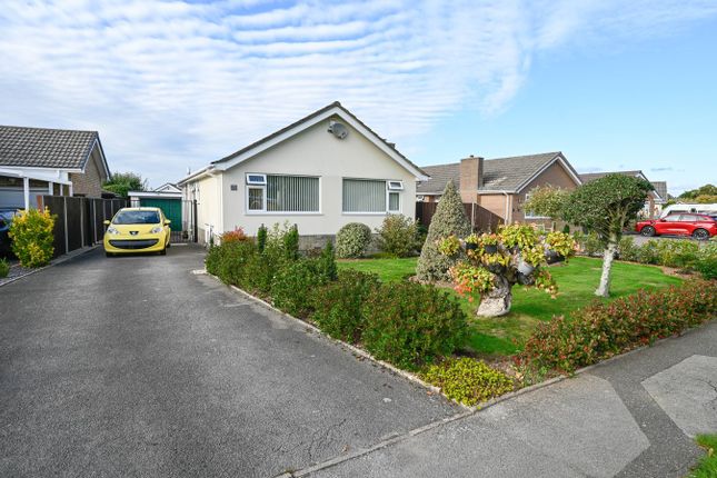 Mimosa Avenue, Wimborne, BH21 2 bed detached bungalow for sale