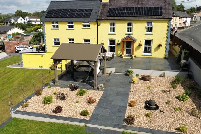 Cwmann, Lampeter, SA48 8 bed detached house for sale