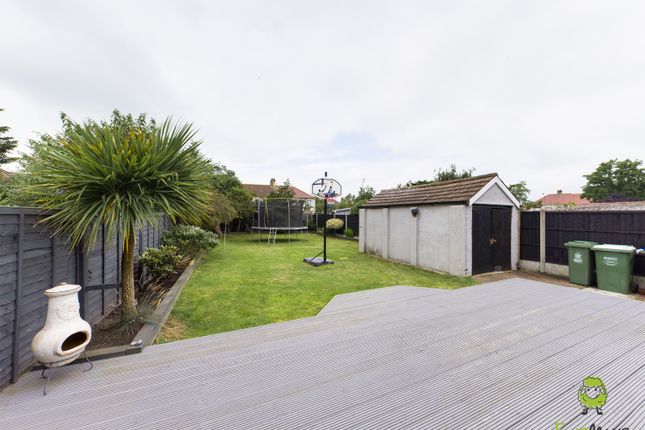 Bedonwell Road, Bexleyheath, Kent, DA7 2 bed semi