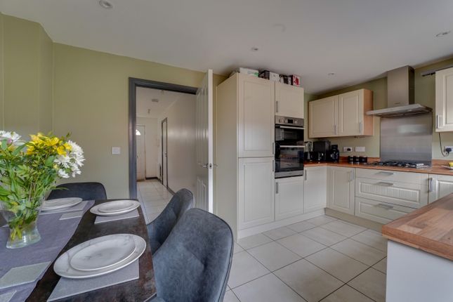 St. Georges Parkway, Stafford... 3 bed townhouse for sale