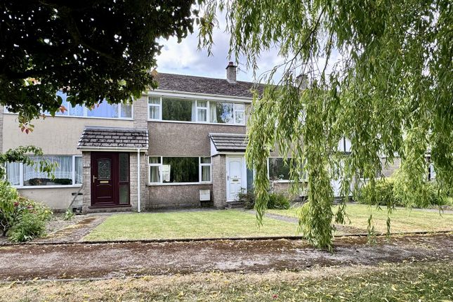 3 bedroom mews property for sale