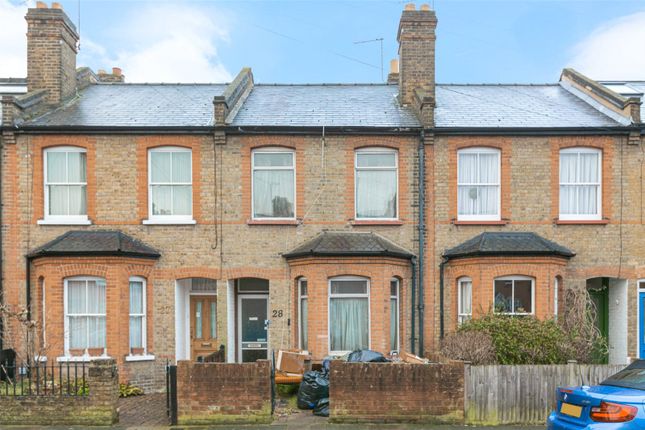 Radnor Gardens, Twickenham, TW1 3 bed terraced house for sale