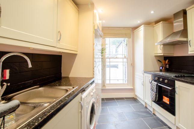 1 Arnold Place 10 Fore Street... 3 bed flat for sale