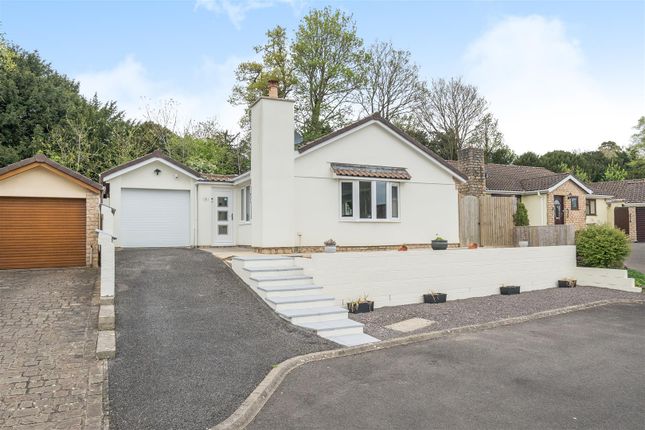 Walter Sutton Close, Calne 2 bed detached bungalow for sale