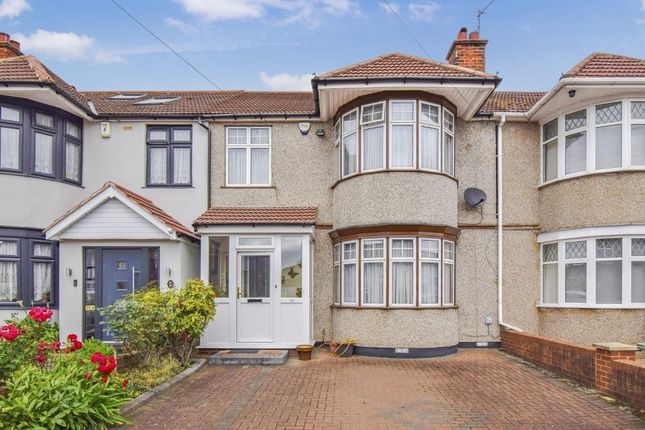 Beaufort Avenue, Kenton 3 bed terraced house for sale