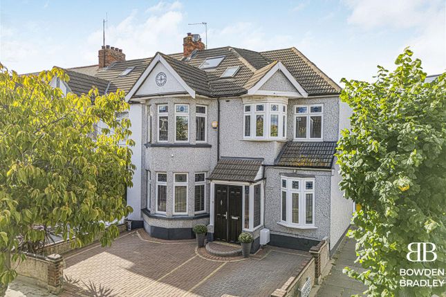 Collinwood Gardens, Clayhall 5 bed semi