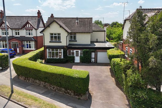Lichfield Road, Stone, ST15 3 bed detached house for sale