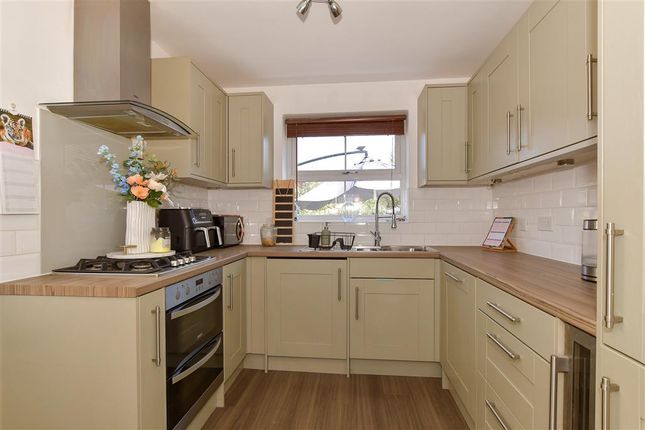 Wellesley Road, Sheerness, Kent 2 bed terraced house for sale
