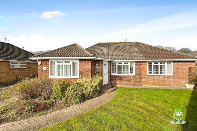 PHEBY ROAD, BASINGSTOKE, HAMPSHIRE, RG22 4 bed detached bungalow for sale