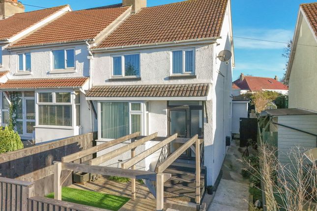 4 bedroom end of terrace house for sale