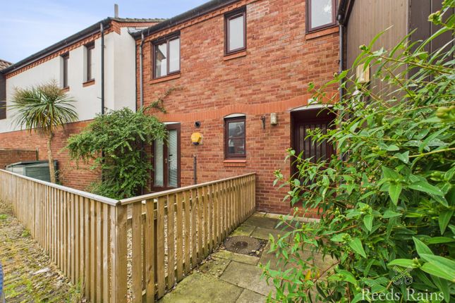 Marine Wharf, East Yorkshire HU1 2 bed apartment for sale