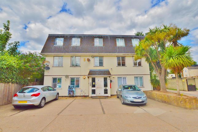Garden Mews, Littledown Road, Slough 1 bed flat for sale