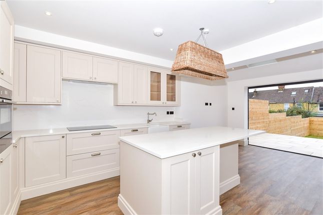 4 bed terraced house