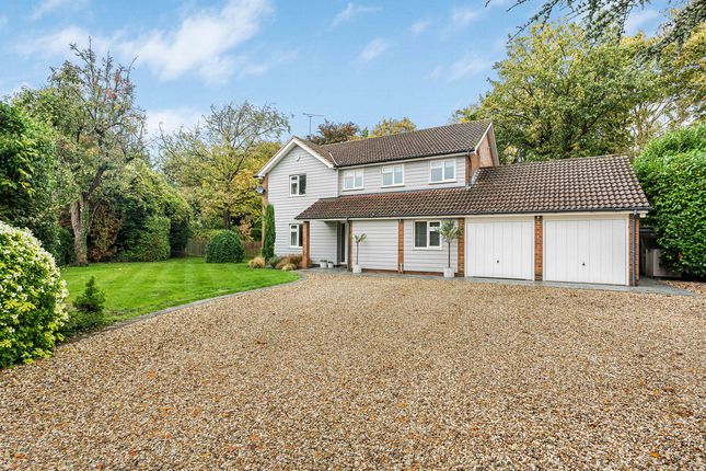 Alexander Close, Upton, OX11 4 bed detached house for sale
