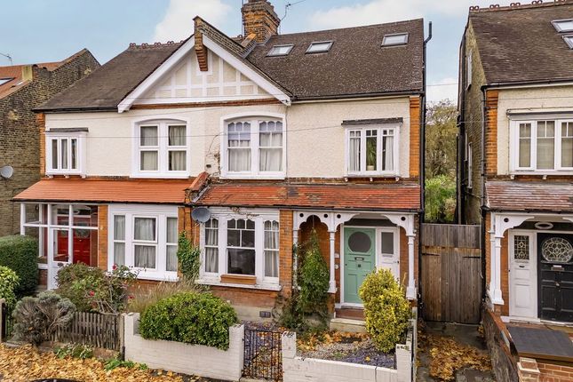 Stanton Road, London SW20 2 bed maisonette for sale