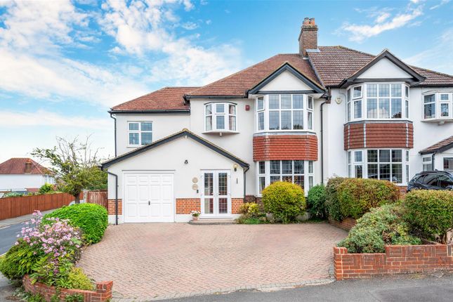 5 bedroom semi-detached house for sale