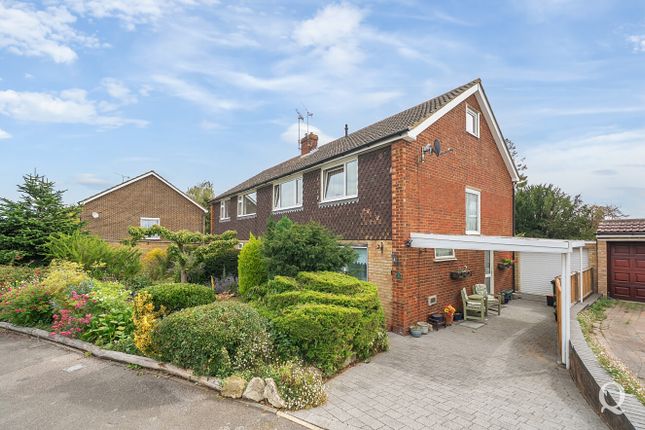 Burntwick Drive, Lower Halstow... 4 bed semi