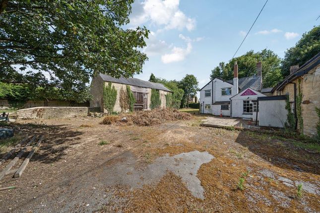 The Fox & Hounds Inn,  Ardley, ... 10 bed property with land for sale