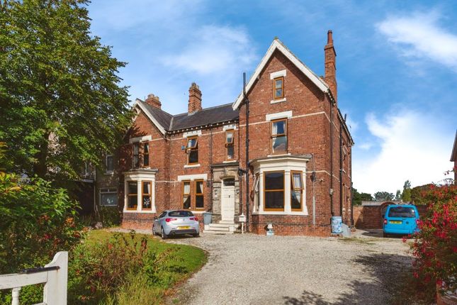 7 bedroom semi-detached house for sale
