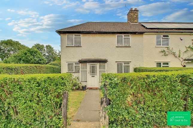 Summers Lane, London, N12 2 bed house for sale