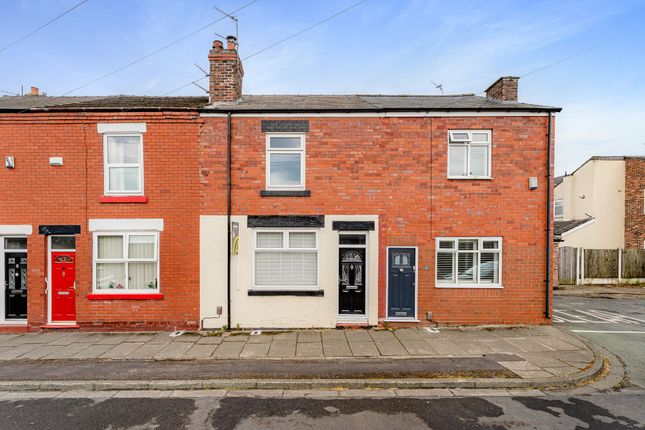 Neil Street, Widnes WA8 3 bed terraced house for sale