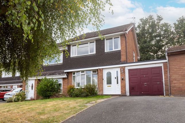 3 bedroom semi-detached house for sale