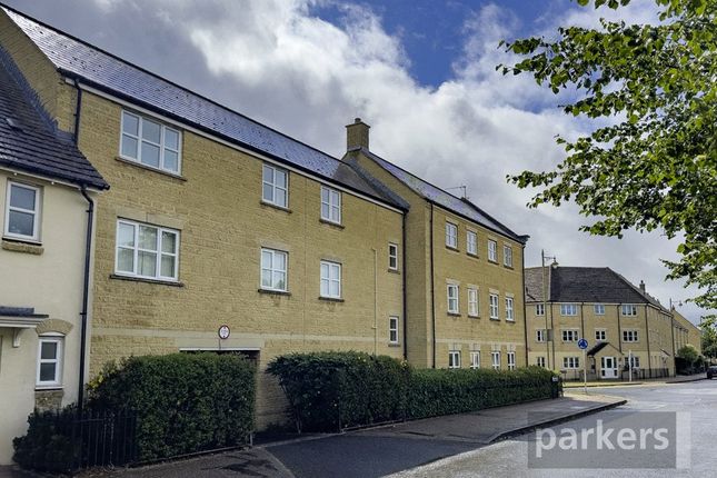 Elmhurst Way, Shilton Park... 2 bed apartment for sale
