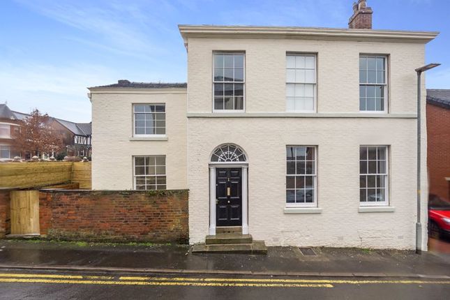 New Lodge, Wigan WN1 4 bed character property for sale