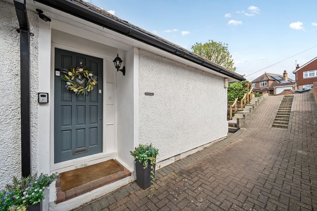 Summerhouse Drive, Kent, DA5 3 bed bungalow for sale