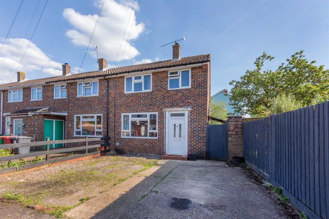 Rokesby Road, Slough 3 bed end of terrace house for sale