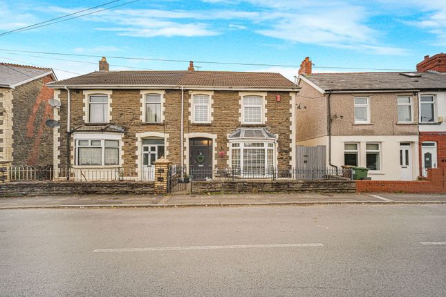 Pandy Road, Caerphilly CF83 3 bed semi