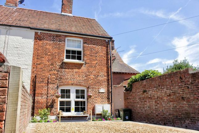 St. Margarets Lane, Cromer, NR27 3 bed end of terrace house for sale