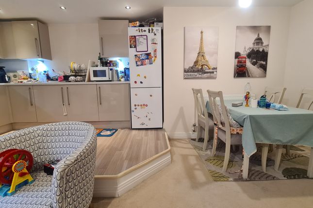 Swingate, Stevenage SG1 2 bed flat for sale