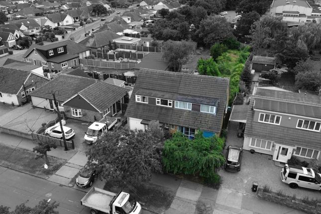 4 bed semi-detached house