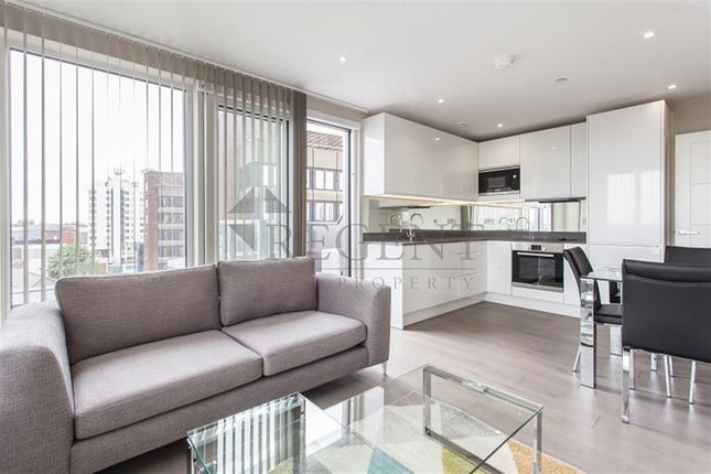 Broadway House, Bromley High Street, BR1 2 bed apartment for sale